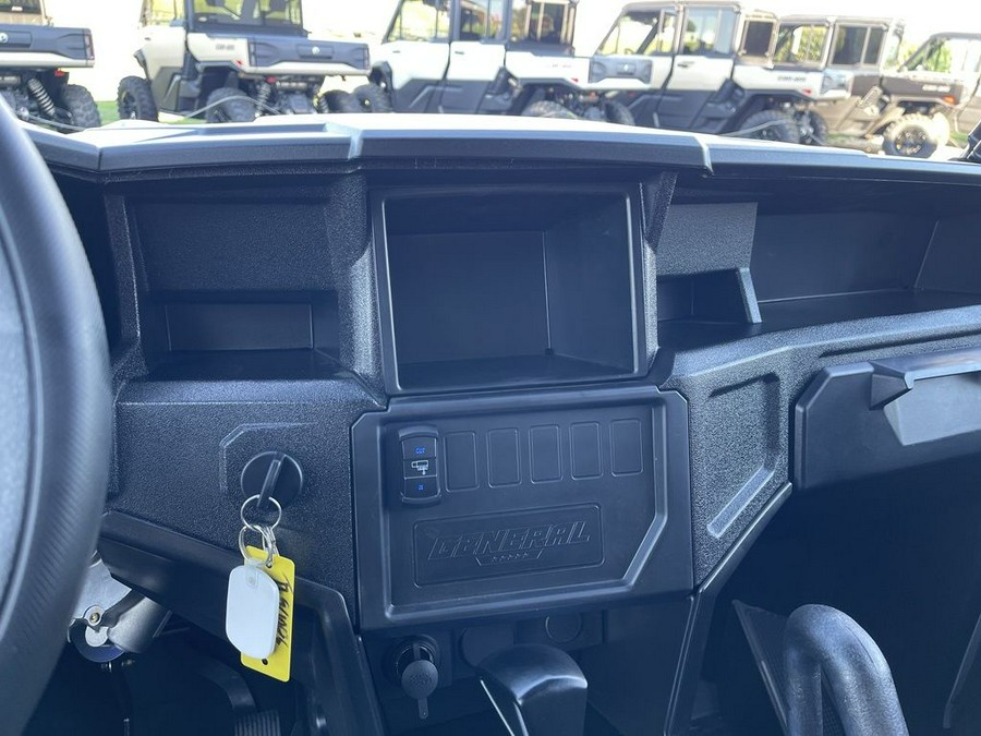 2027 Polaris® General XP 4 1000 Sport