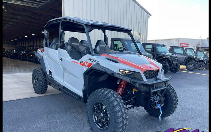 2027 Polaris® General XP 4 1000 Sport