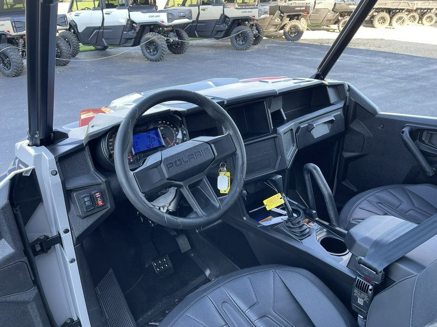 2027 Polaris® General XP 4 1000 Sport