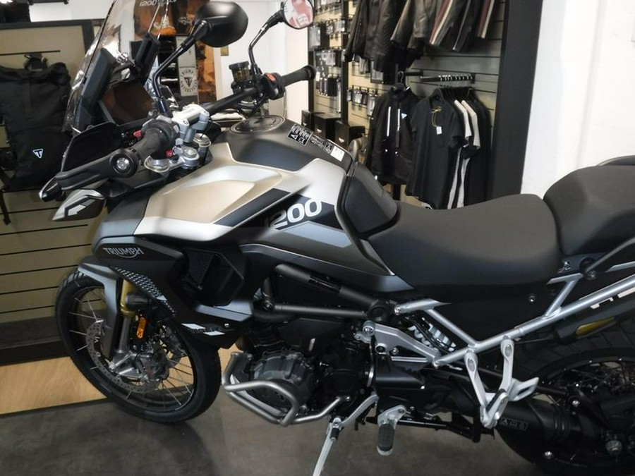 New 2025 Triumph Tiger 1200 Rally Pro Motorcycle in Kansas City, MO