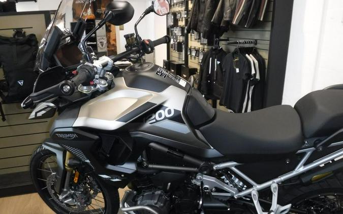 New 2025 Triumph Tiger 1200 Rally Pro Motorcycle in Kansas City, MO