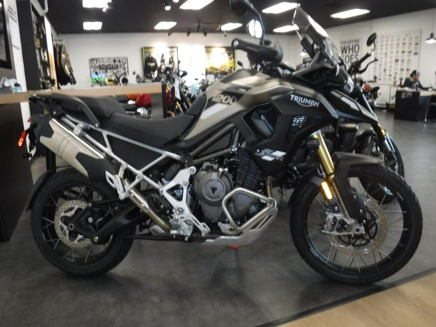 New 2025 Triumph Tiger 1200 Rally Pro Motorcycle in Kansas City, MO