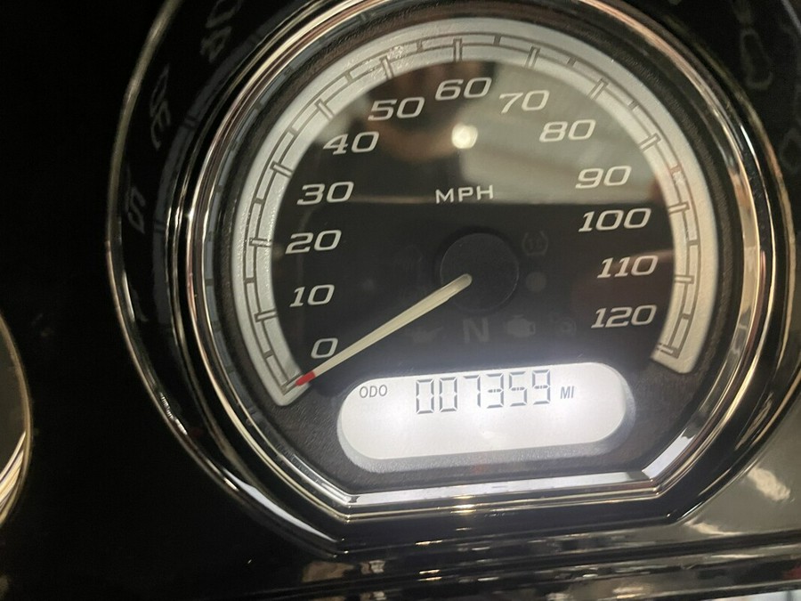 2022 Harley-Davidson® Ultra Limited Vivid Black