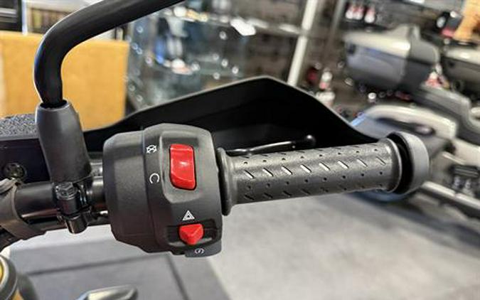 2025 Triumph Scrambler 400 X