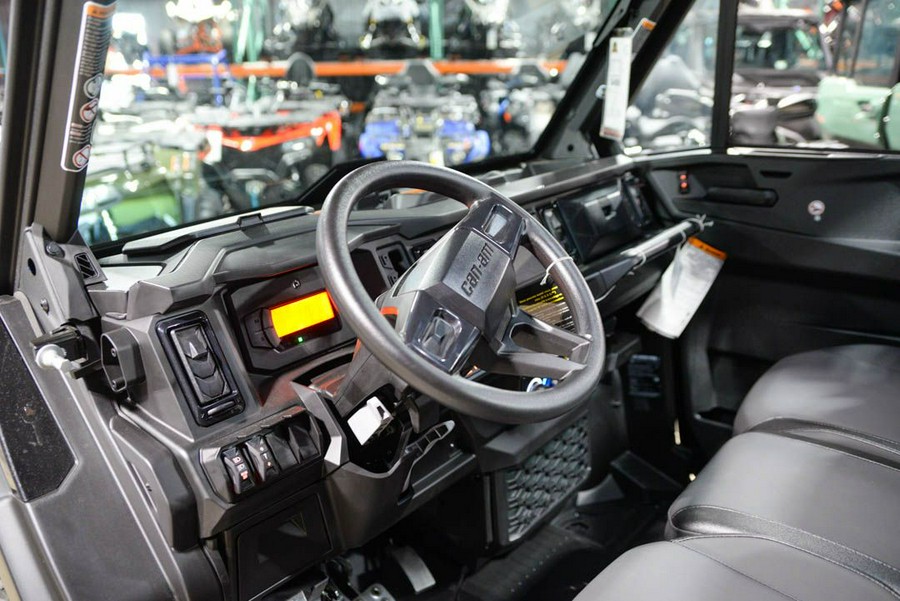 2026 Can-Am Defender XT CAB HD11