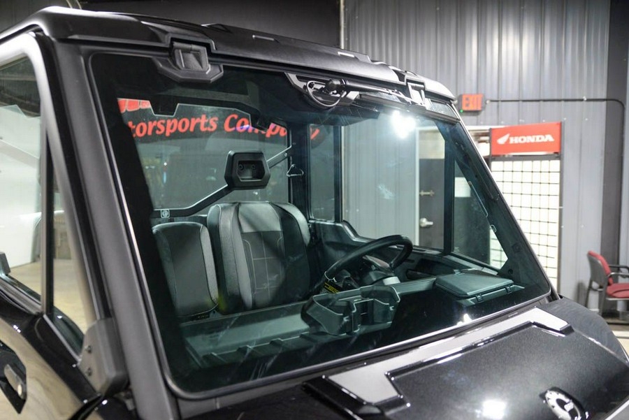 2026 Can-Am Defender XT CAB HD11