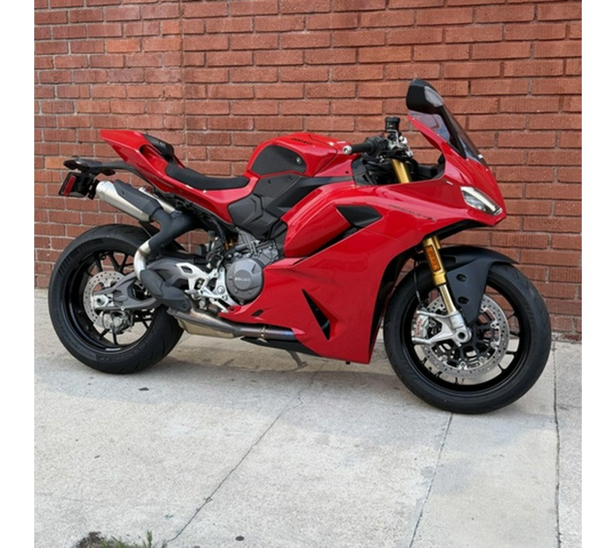 2025 Ducati Panigale V2 S