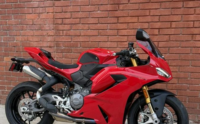 2025 Ducati Panigale V2 S