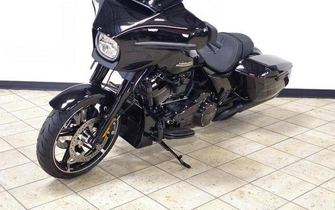 2025 Harley-Davidson® FLHX - Street Glide®