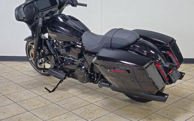 2025 Harley-Davidson® FLHX - Street Glide®