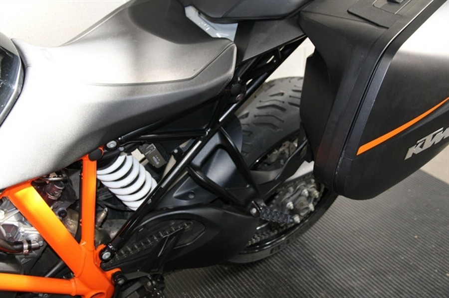 2019 KTM Super Duke 1290 GT