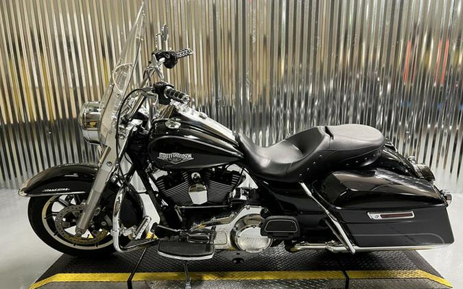 2016 Harley-Davidson FLHR - Road King FLHR