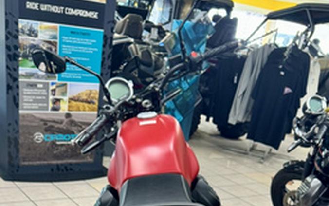 2023 Moto Guzzi V7 Stone