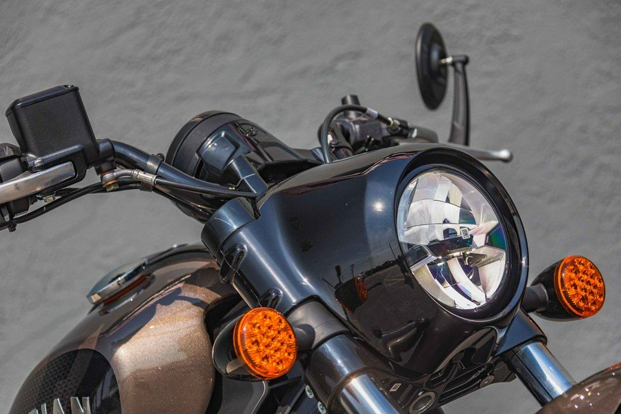 2025 Indian Motorcycle® Scout® Bobber Limited + Tech