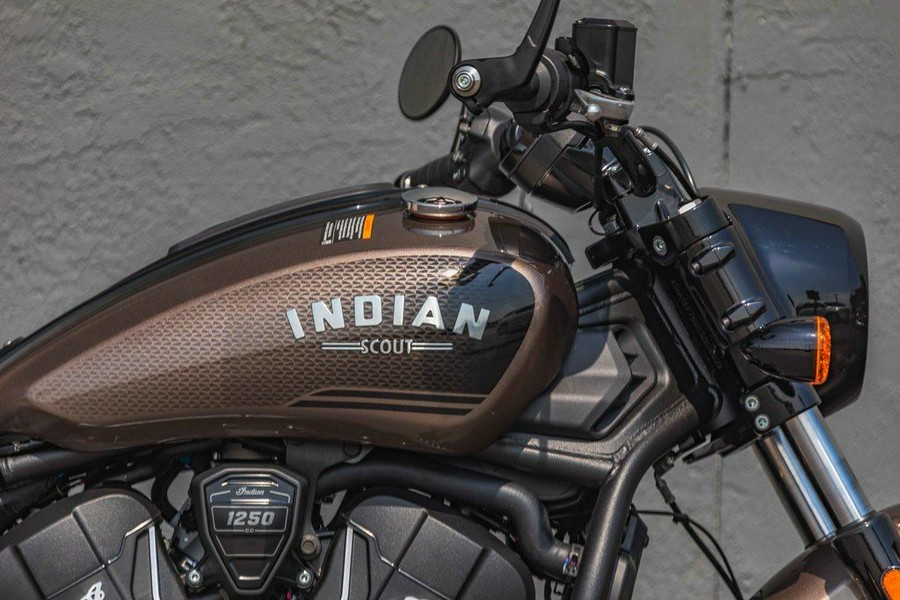 2025 Indian Motorcycle® Scout® Bobber Limited + Tech