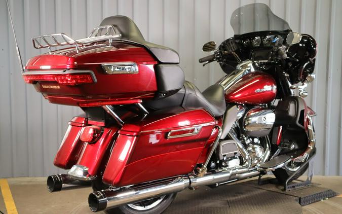 2017 Harley-Davidson Ultra Limited FLHTK