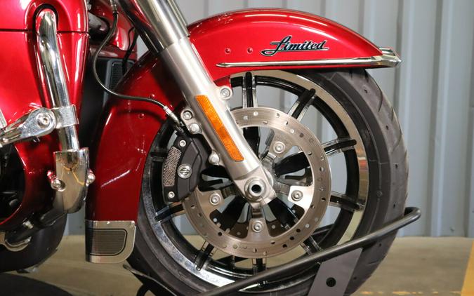 2017 Harley-Davidson Ultra Limited FLHTK