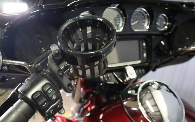 2017 Harley-Davidson Ultra Limited FLHTK