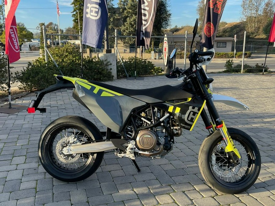 2023 Husqvarna® 701 Supermoto