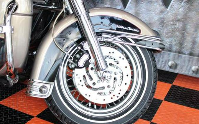 2004 Harley-Davidson FLHTCUI Ultra Classic® Electra Glide®