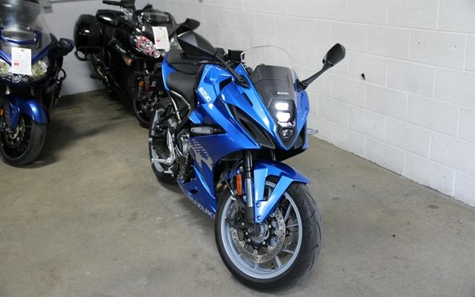 2024 SUZUKI GSX-8R