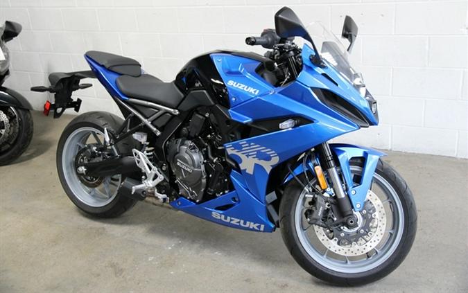 2024 SUZUKI GSX-8R