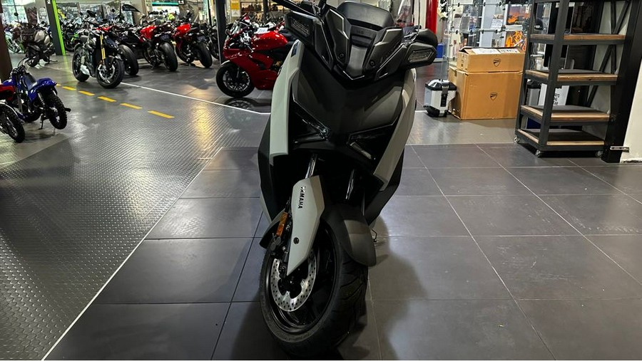 2024 Yamaha XMAX