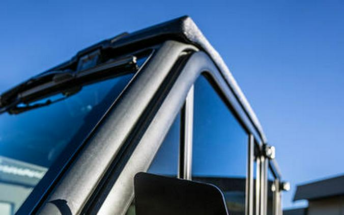 2025 Can-Am® Defender MAX Lone Star Cab HD10