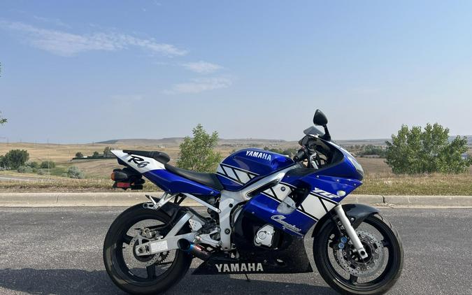 2001 Yamaha YZF-R6 Champions Edition