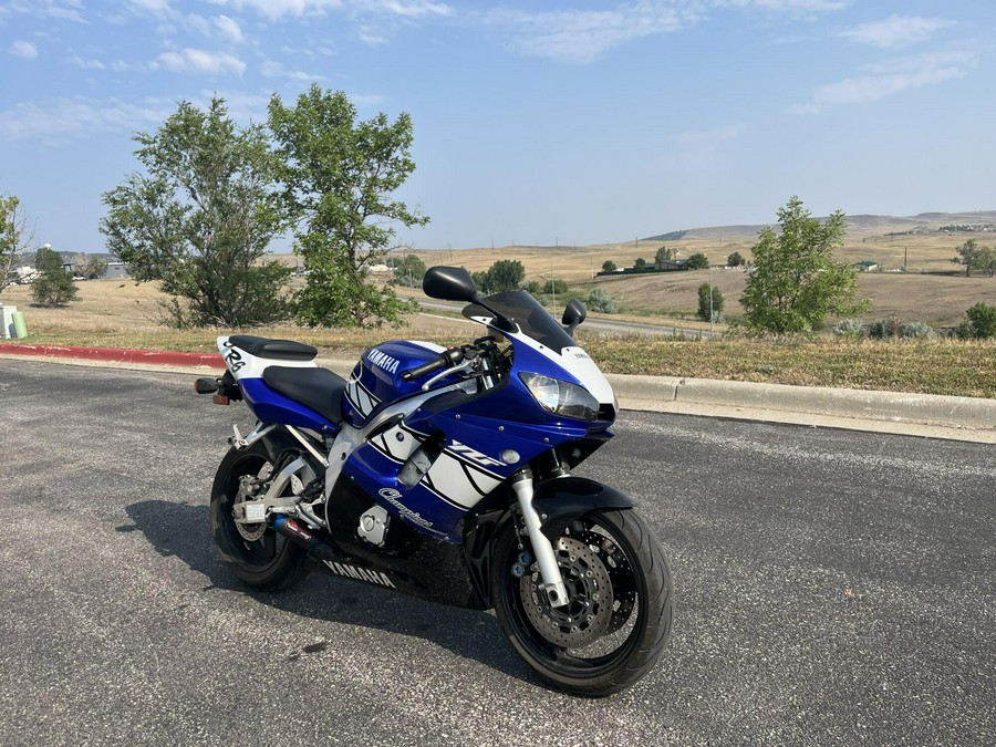 2001 Yamaha YZF-R6 Champions Edition