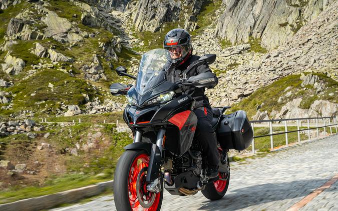 2025 Ducati Multistrada V2 - 001624