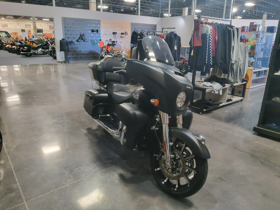 2020 Indian Motorcycle® Roadmaster® Dark Horse®