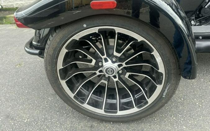 Harley-Davidson Road Glide 3 2023 FLTRT 84366701 BLACK W/ PINSTRIPE