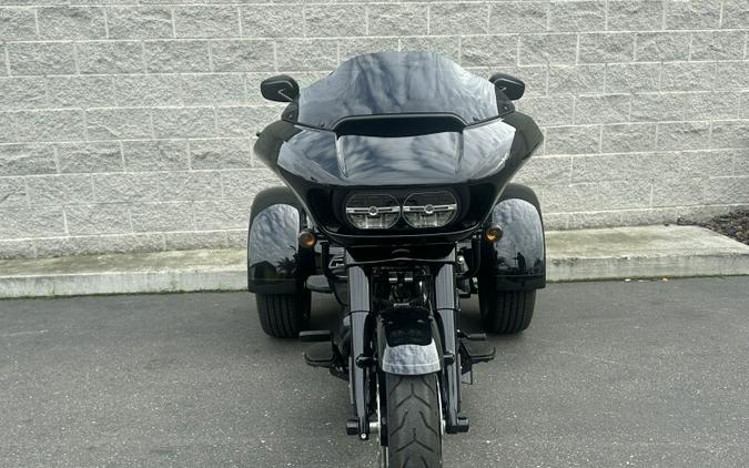 Harley-Davidson Road Glide 3 2023 FLTRT 84366701 BLACK W/ PINSTRIPE