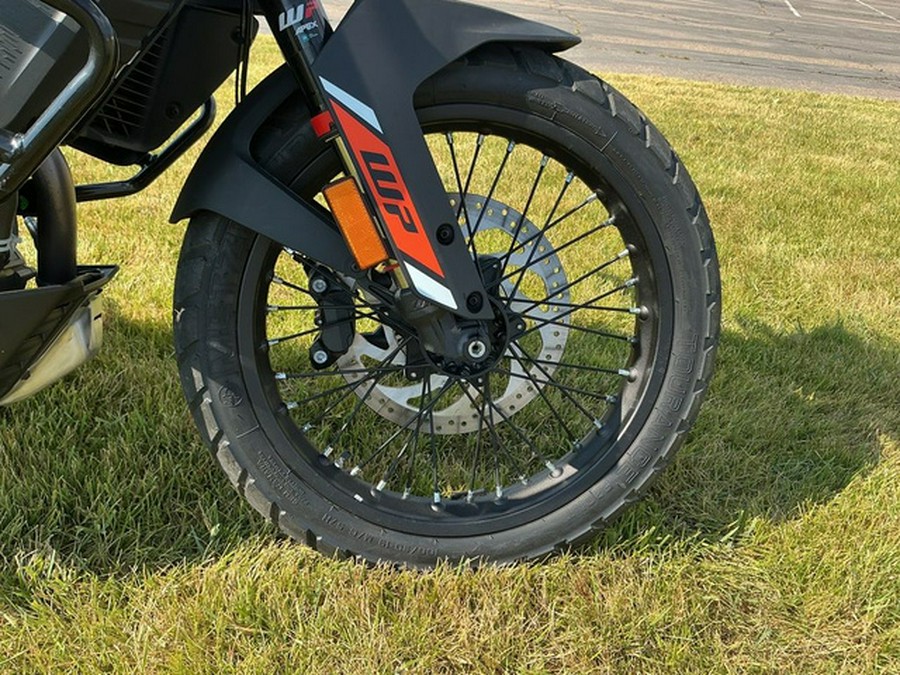 2023 KTM Adventure 390