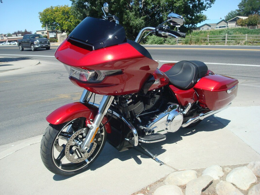 2025 Harley-Davidson® Road Glide® Brilliant Red