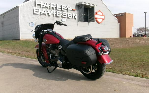 2026 Harley-Davidson® FLHC - Heritage Classic