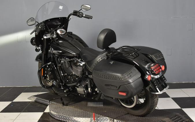 2018 Harley-Davidson Heritage Classic 114