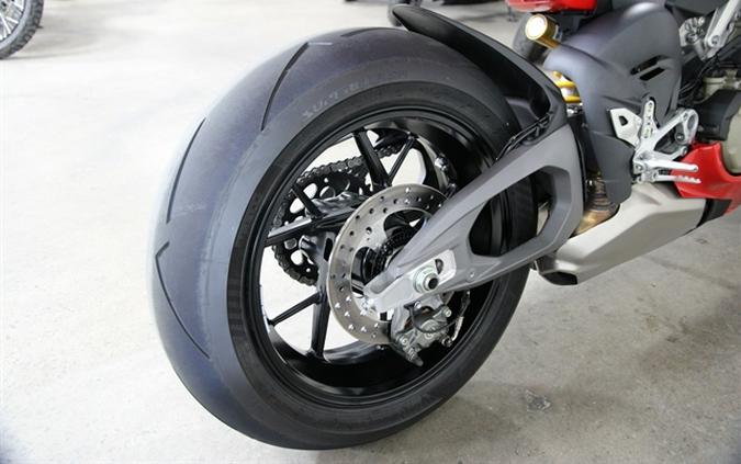 2025 DUCATI Panigale V4