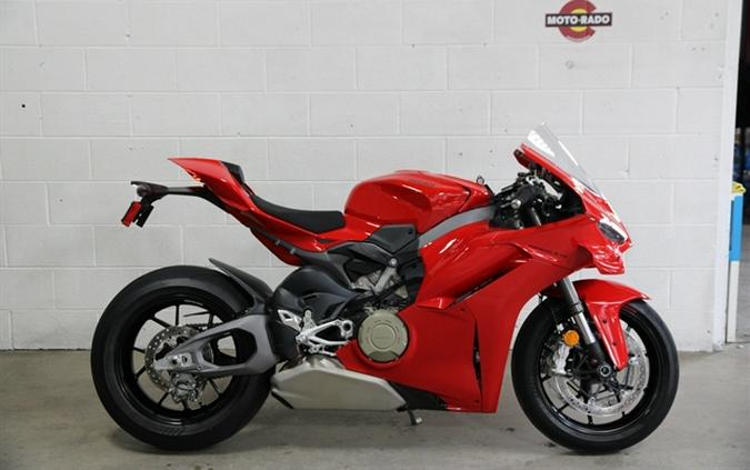 2025 DUCATI Panigale V4