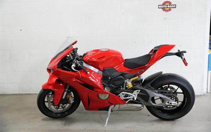 2025 DUCATI Panigale V4