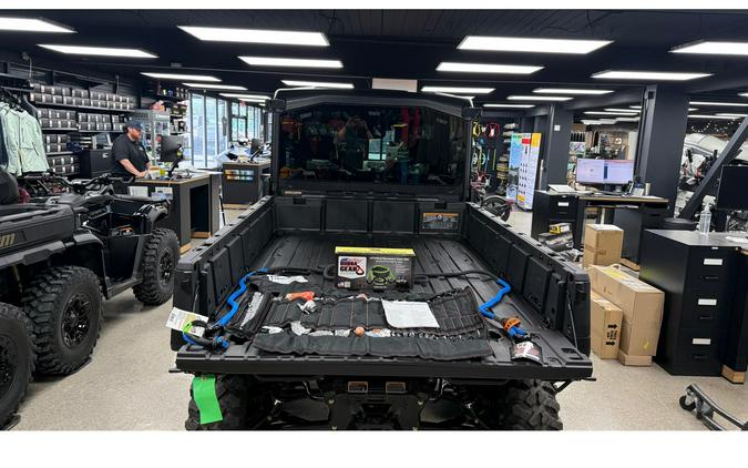 2026 Defender 6X6 Limited - Can-Am