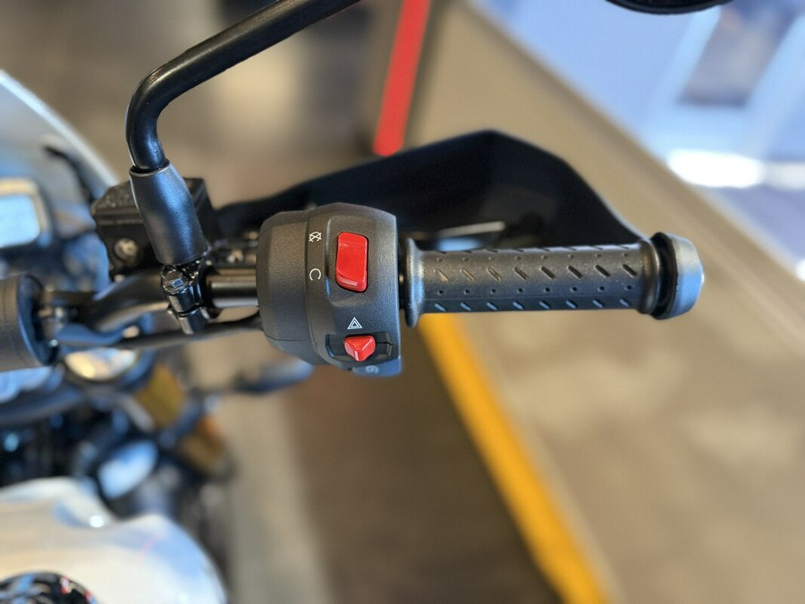 2026 Triumph 2026 Triumph Scrambler 400 XC