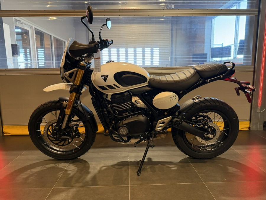 2026 Triumph 2026 Triumph Scrambler 400 XC