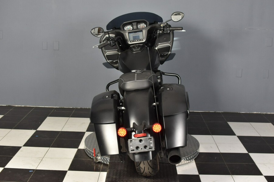 2020 Indian Motorcycle Challenger Dark Horse