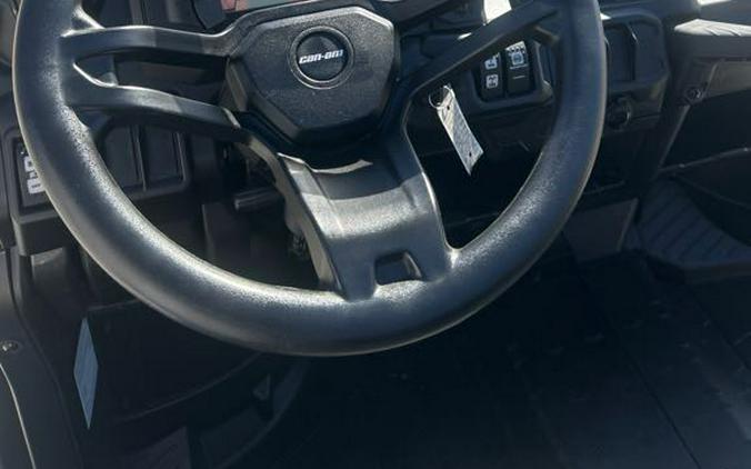 2025 Can-Am Defender DPS HD10
