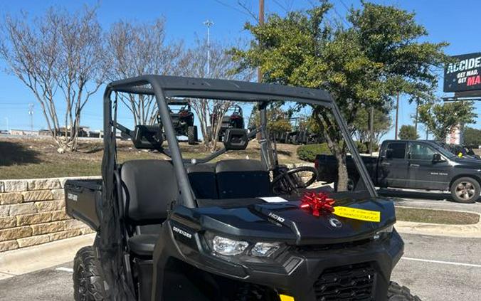 2025 Can-Am Defender DPS HD10