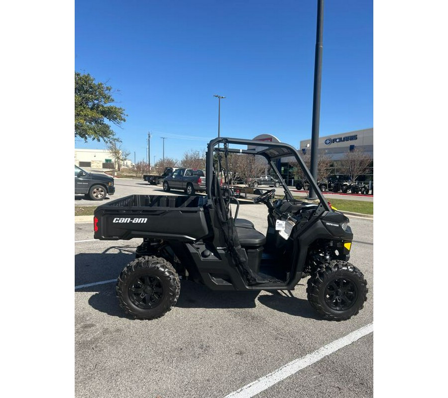 2025 Can-Am Defender DPS HD10