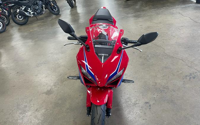 2026 Honda CBR650R E-Clutch