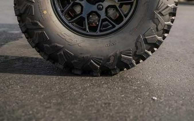 2026 Can-Am® Maverick X3 MAX DS Turbo Scandi Blue & Orange Crush